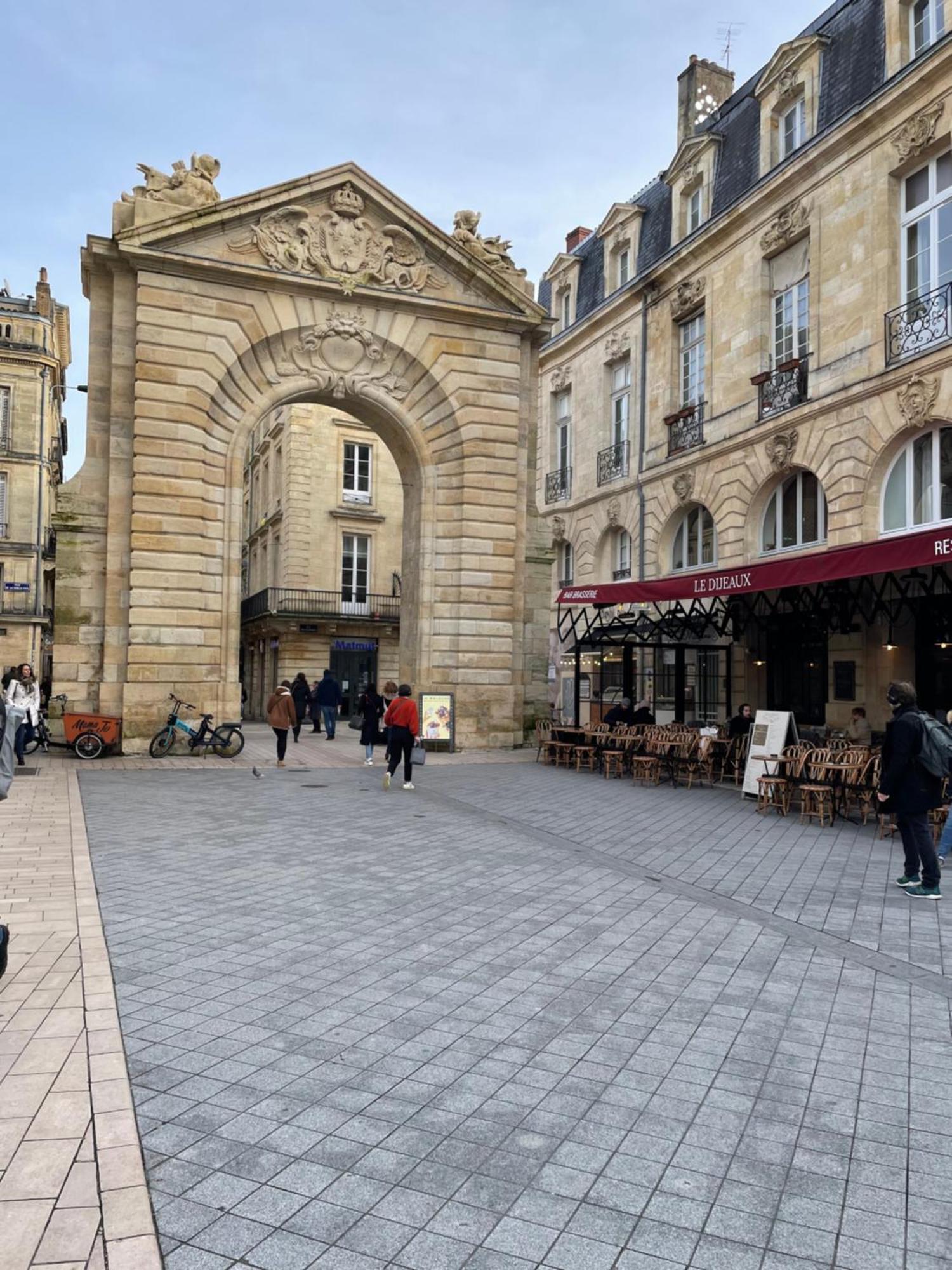 Апартаменты Le Cosy - Rue Ausone Бордо Экстерьер фото